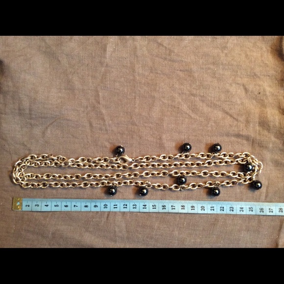 Necklace with faux pearls - Picture 4 of 4